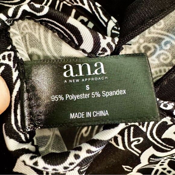 a.n.a Criss Cross Back Dress - Picture 5 of 5